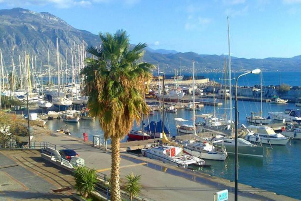 Apartmán Stylish River Flat, Near The Center And The Beach Kalamata Exteriér fotografie